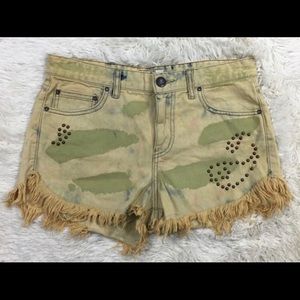 Free People Distressed Camo shorts 28